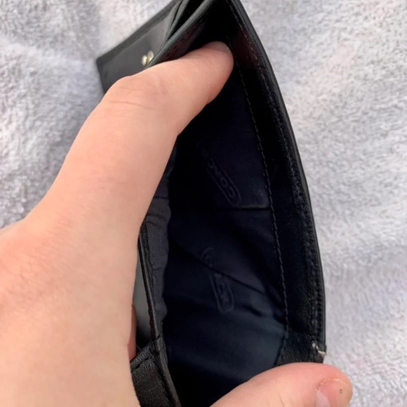 Coach Wallet - Picture 6 of 7